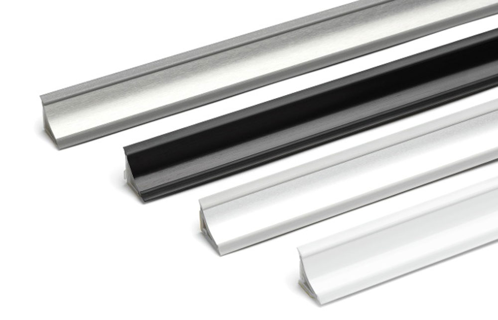 Плинтуса и профили